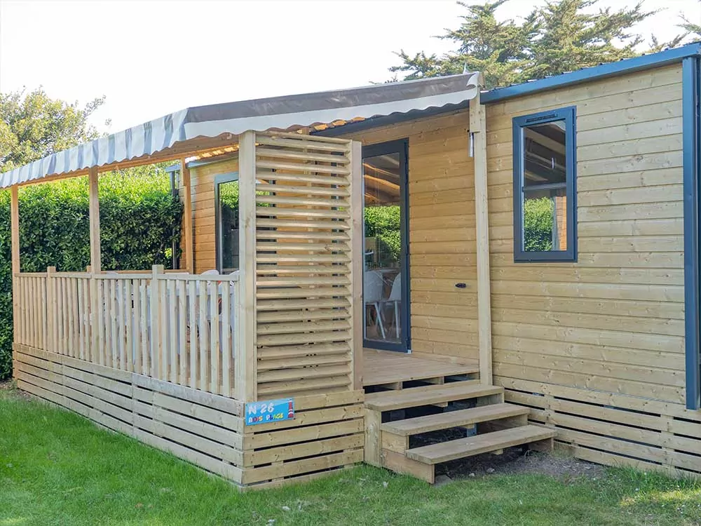 Mobil-home 3 chambres vue extérieure camping Les Pérouses