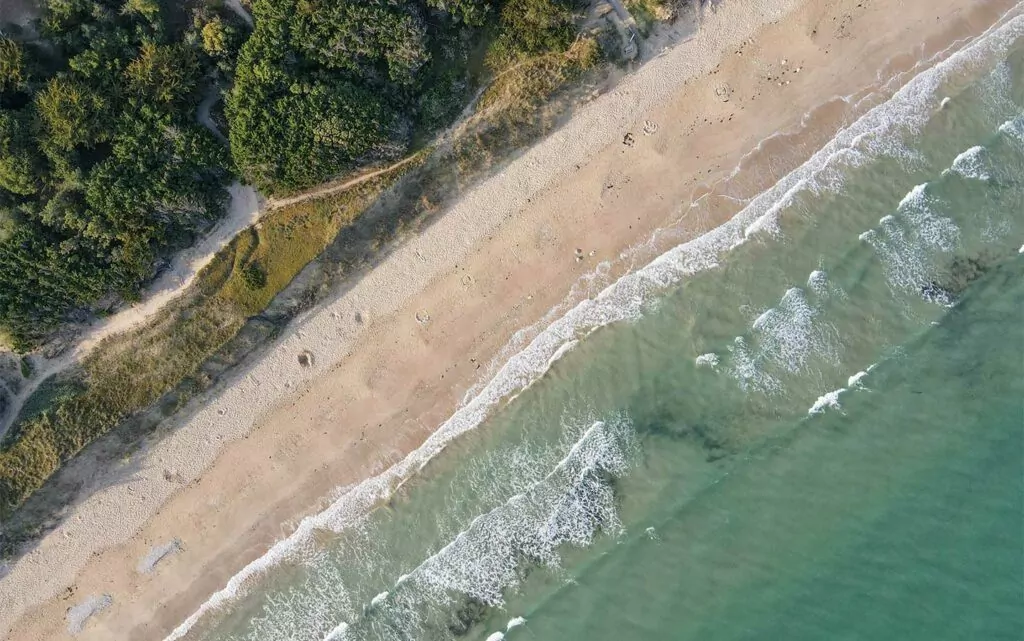Une semaine sur l'île de Ré - Plage de la Conche vue du ciel